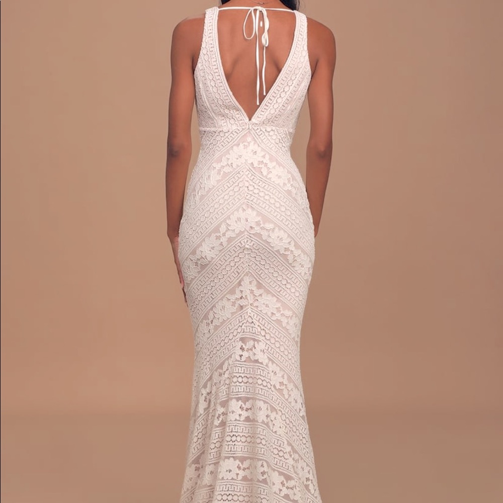Lulu’s Alianna White Lace Mermaid Maxi Dress